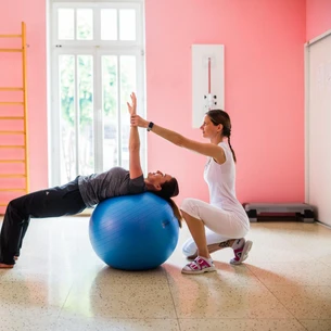 Physiotherapist on the reality of today's pain: we are not lazy, we are exhausted